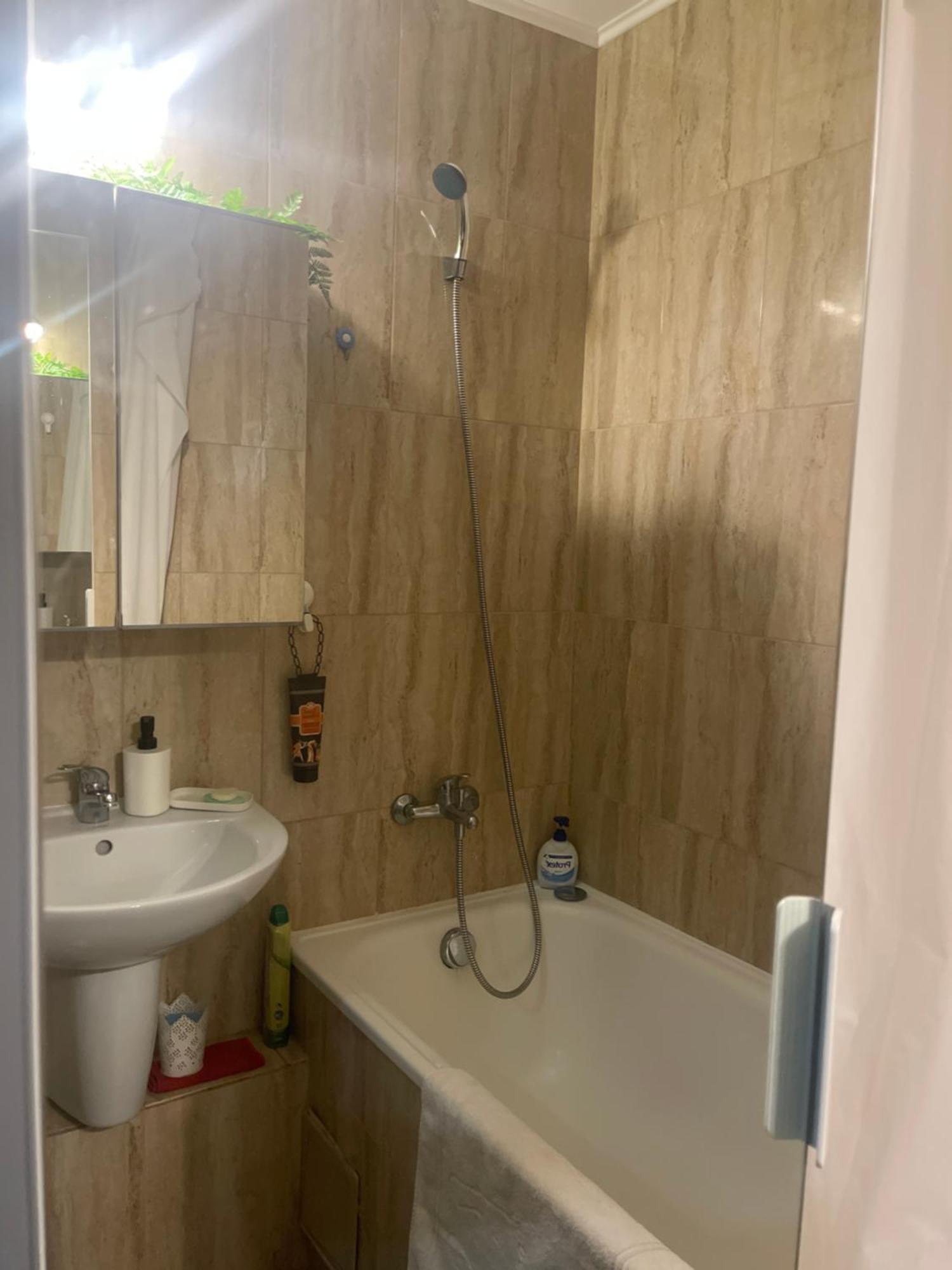 Garsoniera Relax Drumul Taberei Bucureşti Ngoại thất bức ảnh